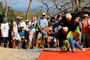 International Yacht Rally Participants Admire Bipang Traditional Cakes From Selayar