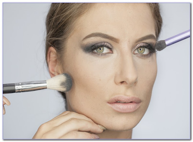 Best ONLINE Makeup COURSES Free