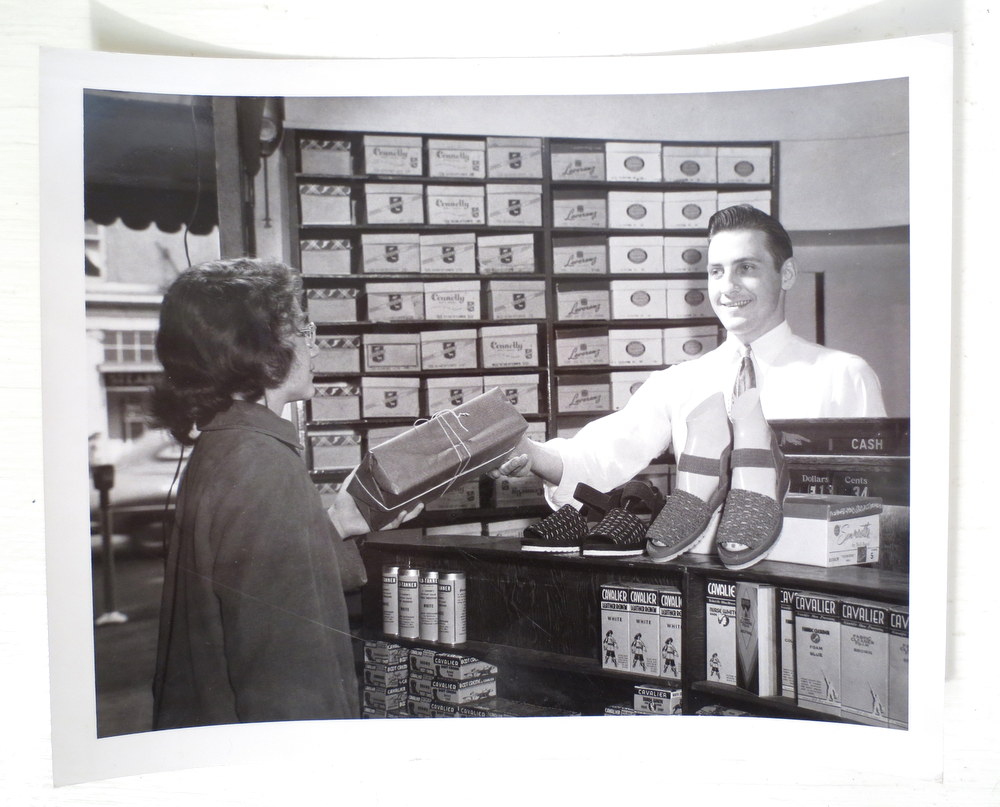 shoe store, 1950