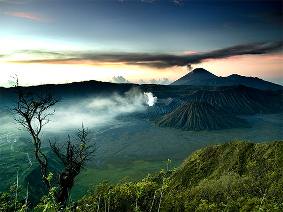 keindahan gunung bromo