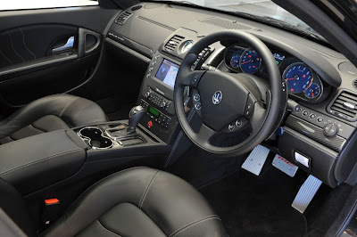 2011 Maserati Quattroporte MC Sport Line interior 
