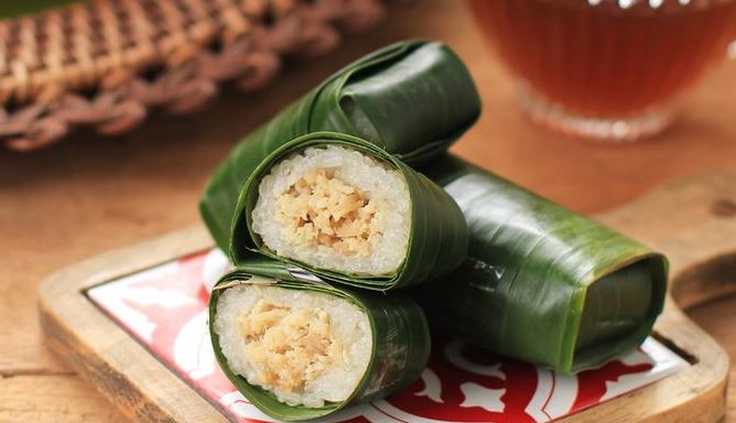 makanan tradisional lemper