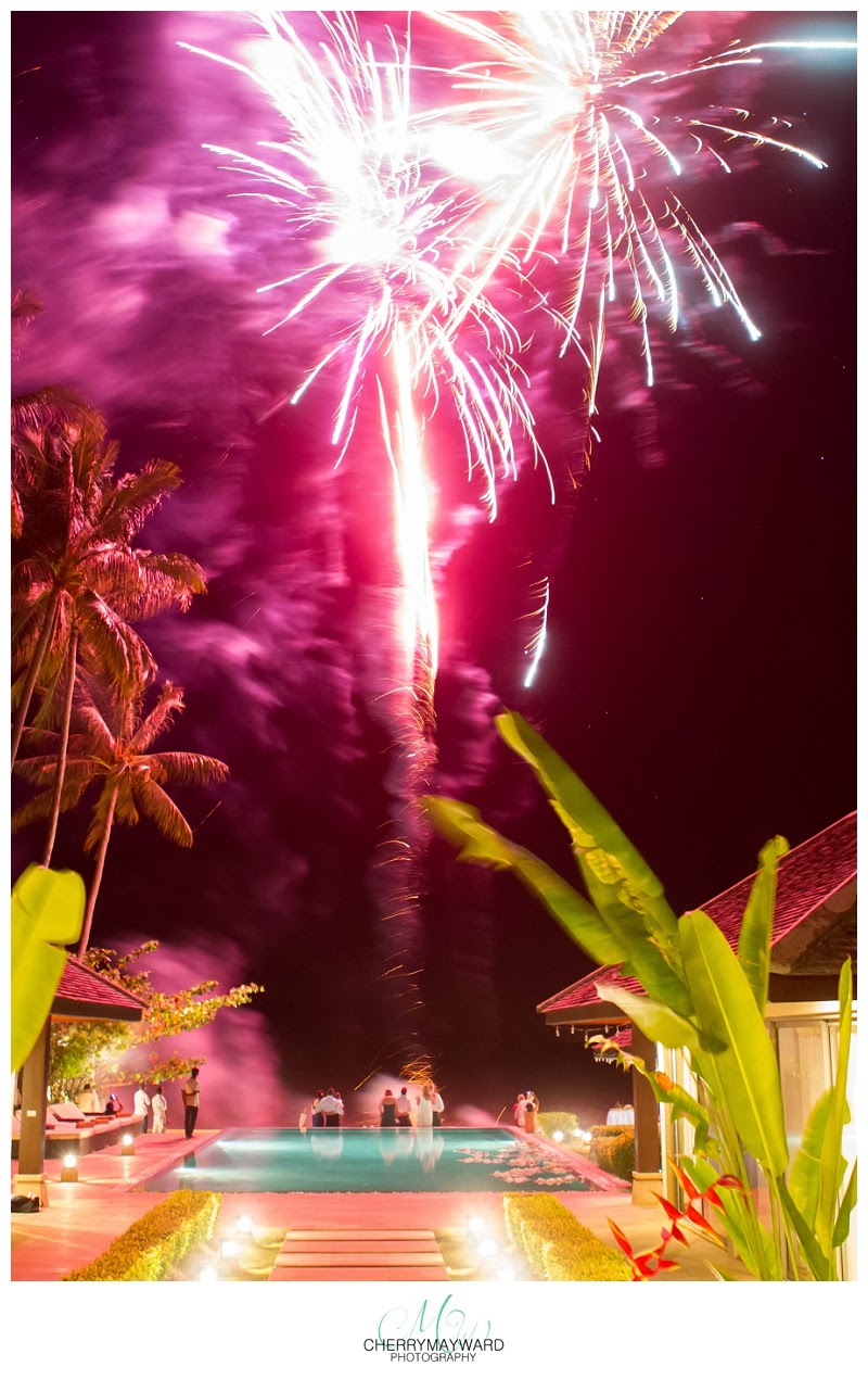 beautiful fireworks, Koh Samui beach wedding fireworks, amazing fireworks show at a wedding in thailand, Beautiful wedding fireworks in thailand