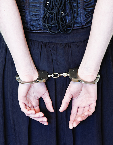 the spanish word for handcuffs esposas is the plural of the spanish word