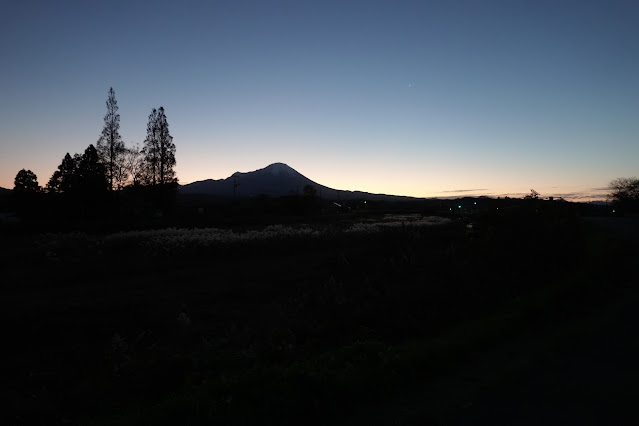 鳥取県米子市河岡 朝早くの大山の眺望