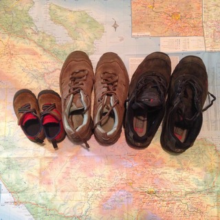 Carte Costa Rica et chaussures de la famille