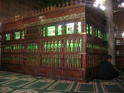 Makam Imam Syafi'i Yang Indah - Situs Islami
