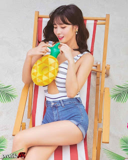 Twice Momo Cute Photos in the beach