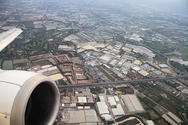 Seeing the World Through an Airplane Window