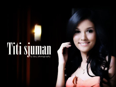 Titi Sjuman on Titi Sjuman Wallpaper