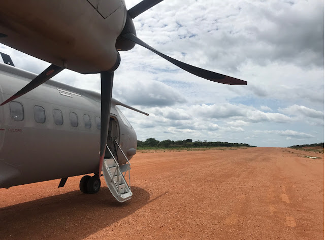 El C-295 del Destacamento Mamba opera desde un nuevo campo de vuelo no preparado