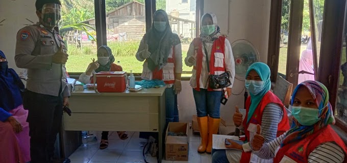 Tim Gugus Puskemas Kecamatan Tanjung Medan Rohil Giat Laksanakan Vaksinasi di Kepenghuluan Sungai Tapah