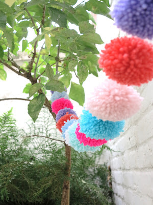 ByHaafner, pompons, bunting, pastels, neon pink, urban garden, container garden