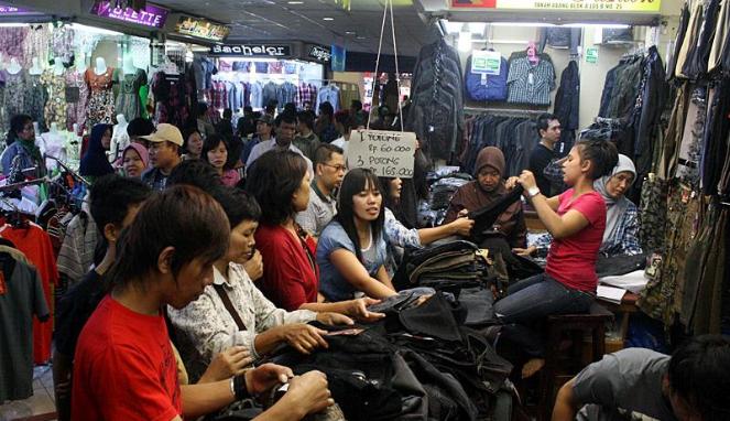  Grosir  Baju Murah di Tanah  Abang  Cerpen Orin Di Tanah  Abang 