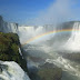 Dans la splendeur des chutes d'Iguazú