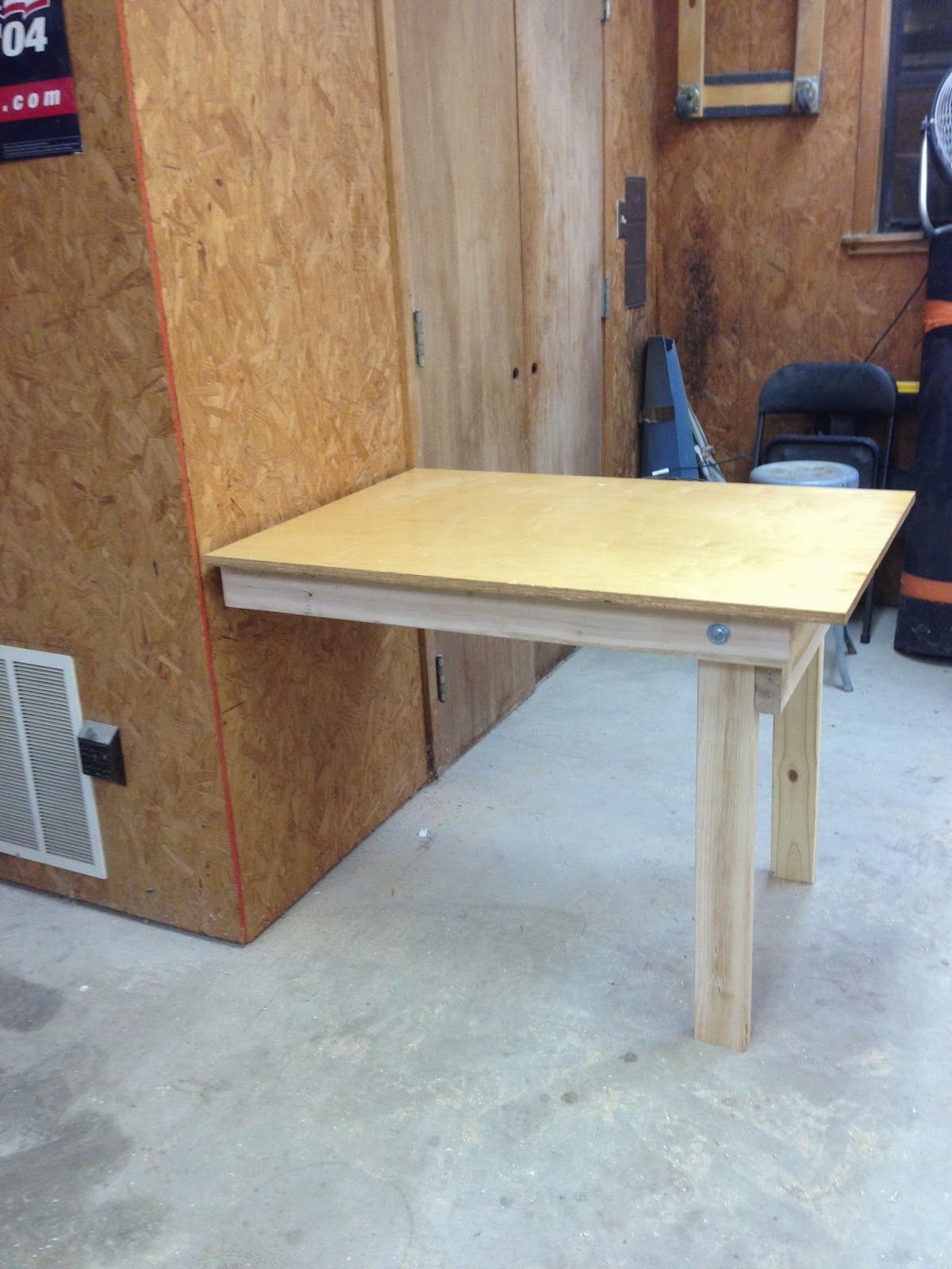 Wilker Do's: DIY Fold Down Workbench