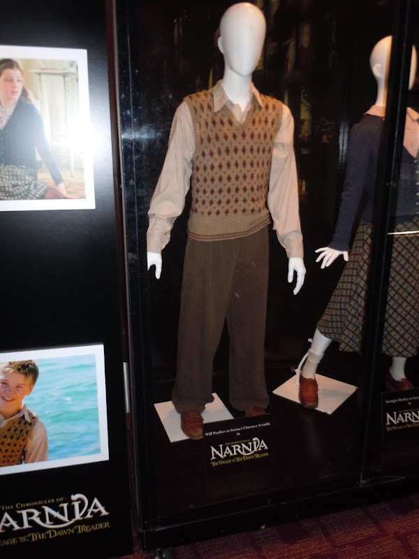Narnia Dawn Treader Eustace movie costume