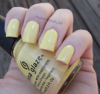 China Glaze Lemon Fizz Swatch