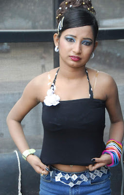 Hot Item Actress Ishitha In Hot Blouse Stills