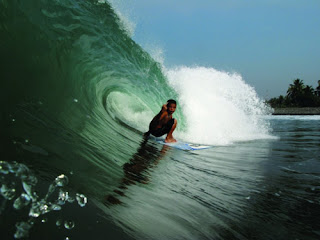 Lombok Island : Surfing Paradise for All Surfers