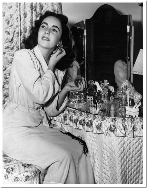 Elizabeth-Taylor_'40