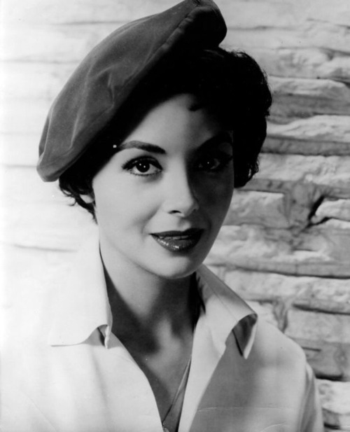 Actresses wearing beret 