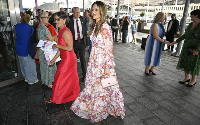 Princess Sofia wore a new off-white poppy floral print chiffon shirt dress from By TiMo. Waterfront Congress Centre