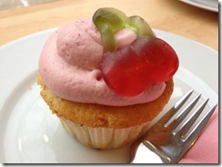 Riki's Cherry Merry Cupcake