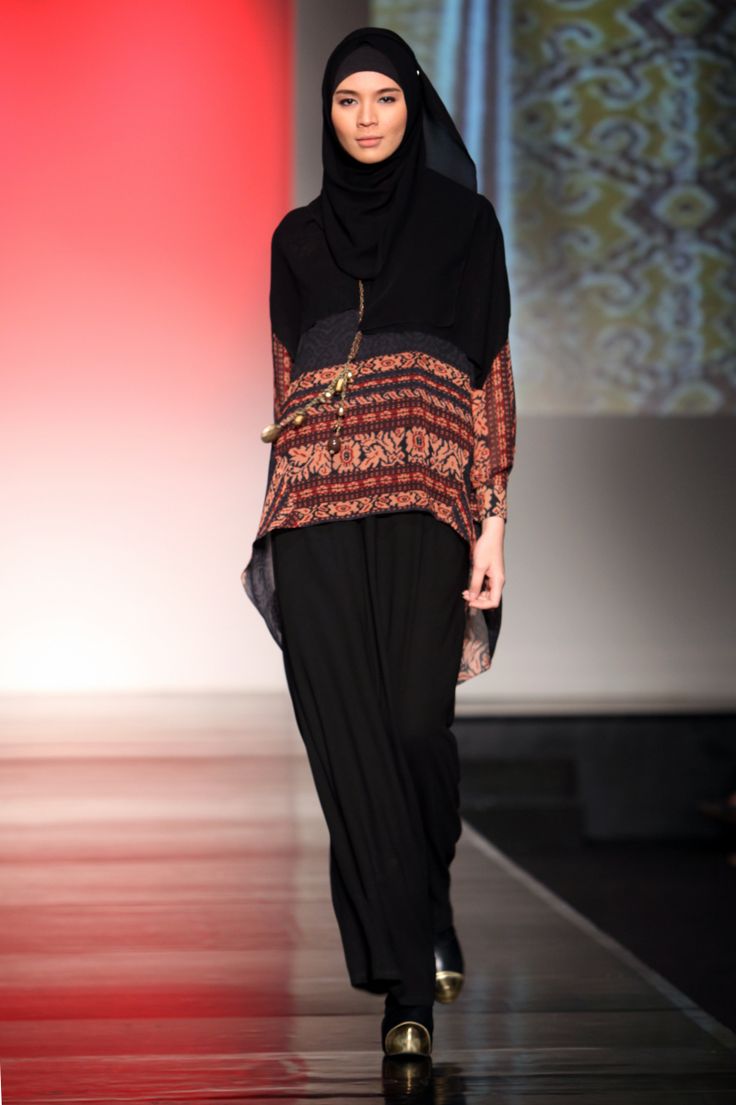 30 Model Baju Batik Muslim Terbaru 2021