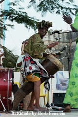 Bi Kidudi-2002,-Herb-Fenstein