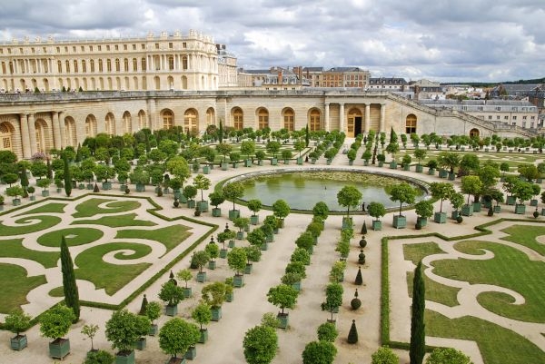 The Palace | Welcome to the Palace of Versailles, From the inside, France