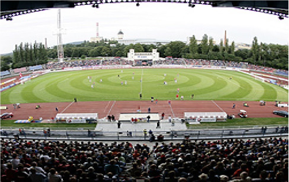 Publicidad y Noticias: información-desinformación: El estadio nuevo de