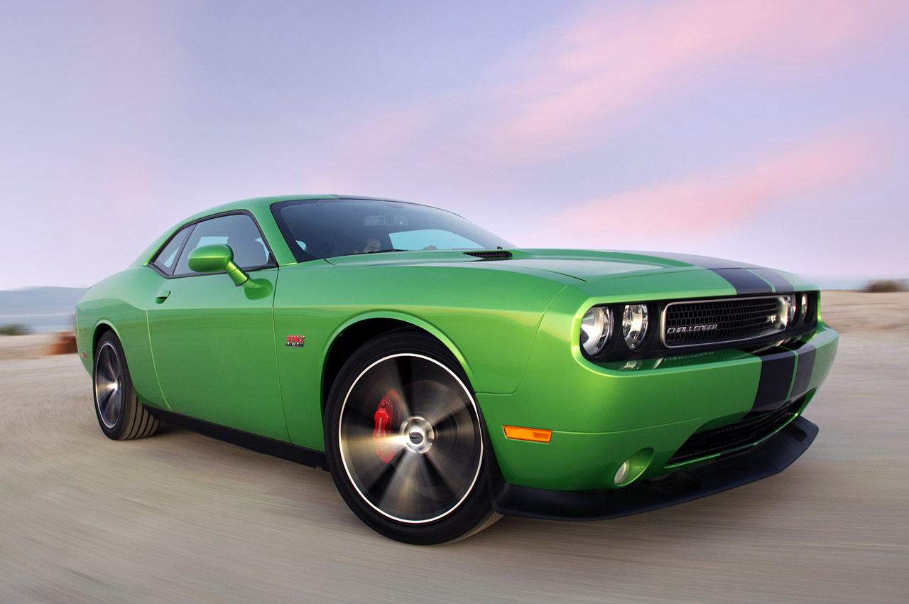 2011 DODGE CHALLENGER SRT8 392