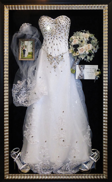 Wedding dress keepsakes