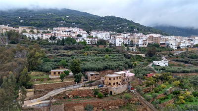 Lanjarón visto desde las ruinas del castillo árabe