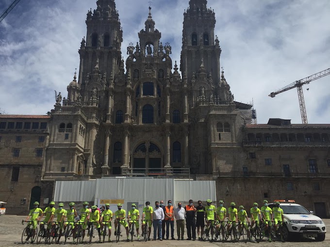 El Vigo - Rías Baixas peregrinó a Santiago de Compostela