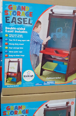 Your child can be an artist with the help of the KidKraft Grand Storage Easel