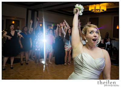 Bouquet Toss l Theilen Photo l Atlantis Reno l Take the Cake Event Planning