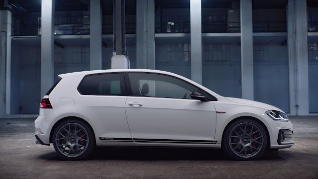 golf-gti-the-original-volkswage-lateral