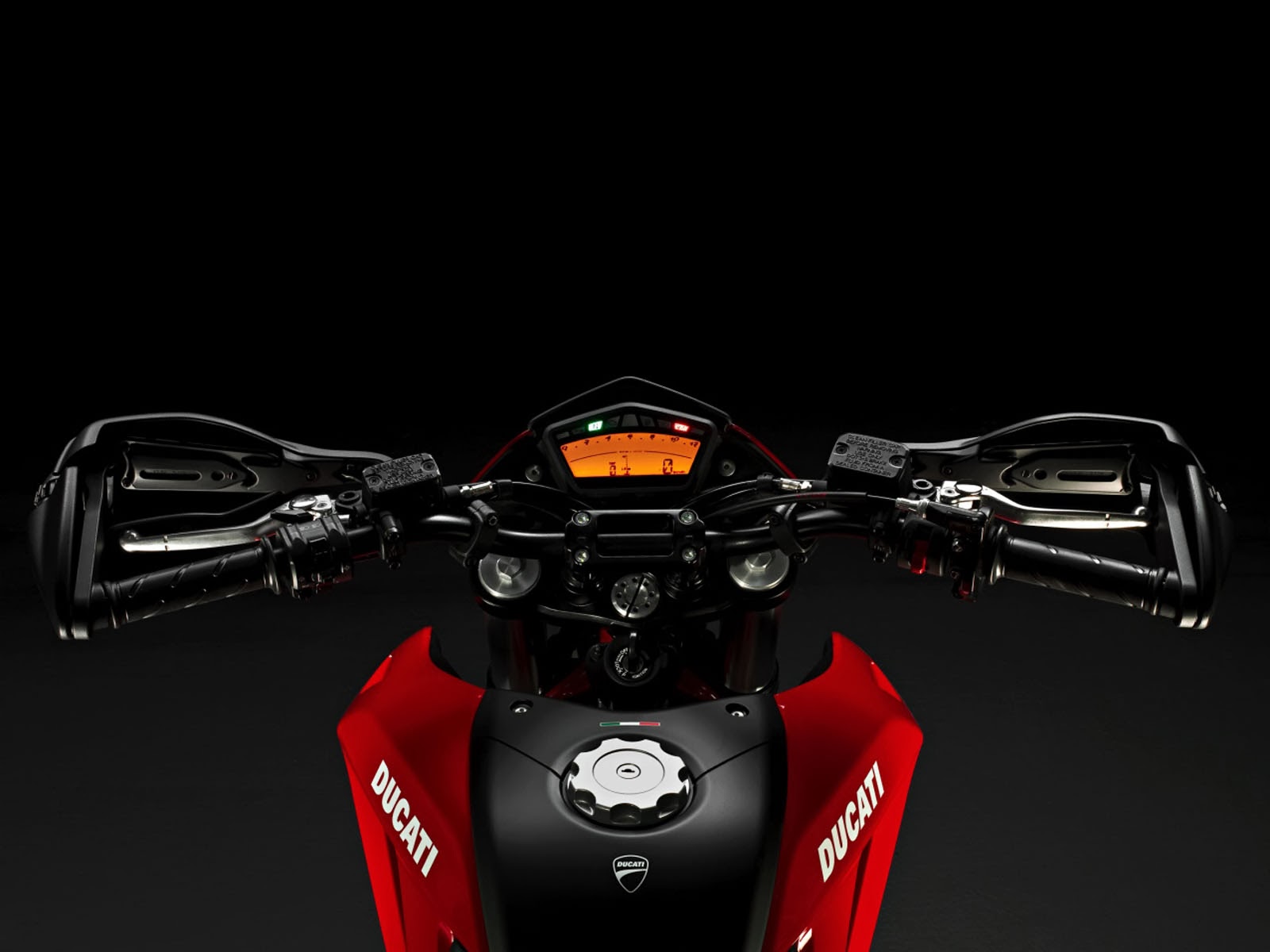 Hypermotard 796 Wallpapers, DucatiHypermotard 796 Desktop Wallpapers ...