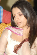 Smiling Beauty Trisha – Cool Pictures (smiling beauty trisha cool pictures )