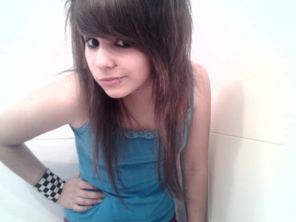 emo hairstyles for girls with thick. cute hairstyles for girls with