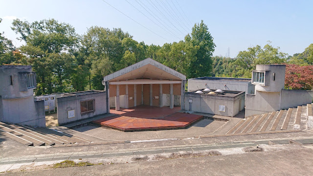 赤峰市民広場(河内長野)