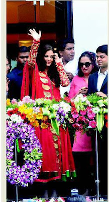 Aishwarya Inaugurates Kalyan Jewellers 50th Showroom @ Pune