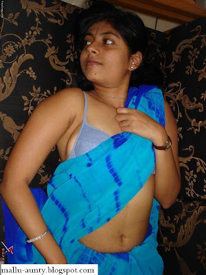 mallu masala aunty in blue saree