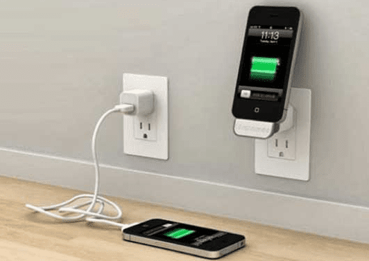 Bahaya Charger Smartphone dengan Laptop