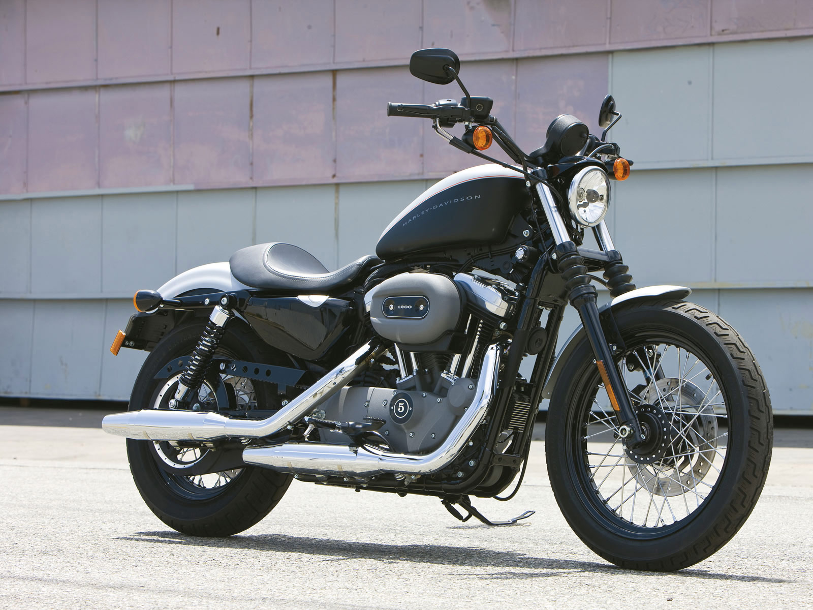  XL  1200N Sportster  1200  Nightster 2009 Harley  Davidson 