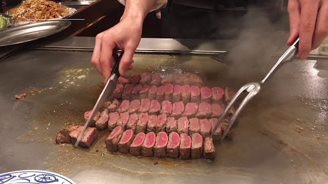 Thưởng thức thịt bò Kobe - Trải nghiệm không thể bỏ lỡ ở Kobe Nhật Bản