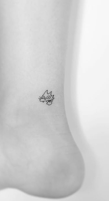 Mini tatuagens femininas