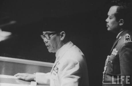 Freedom.com: Presiden Soekarno Dan Tragedi Lubang Buaya